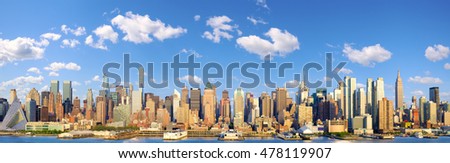 Manhattan Midtown skyline panorama over Hudson River, New York 