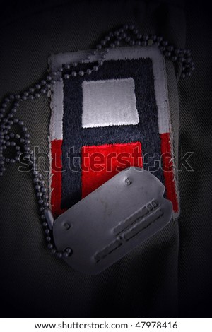  US uniform and dog tag