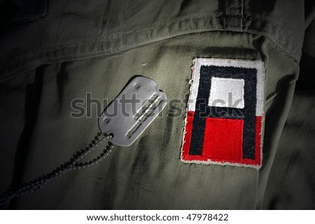  US uniform and dog tag