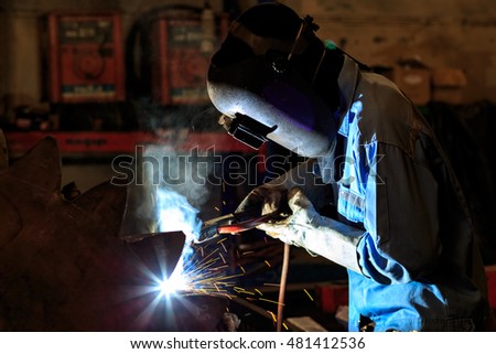welder repair gear by shield metal arc welding process