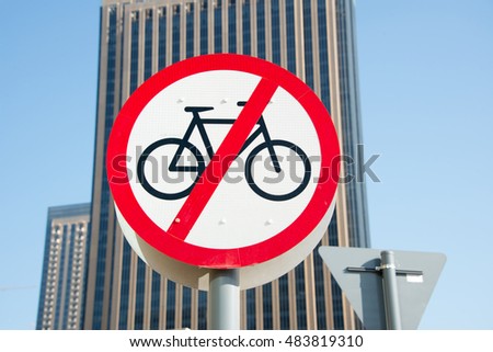 no cycling sign