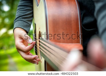 Music has many branches and many. The guitar is an instrument that is also portable and can be played anywhere. And helps to relax from the stress of the game  