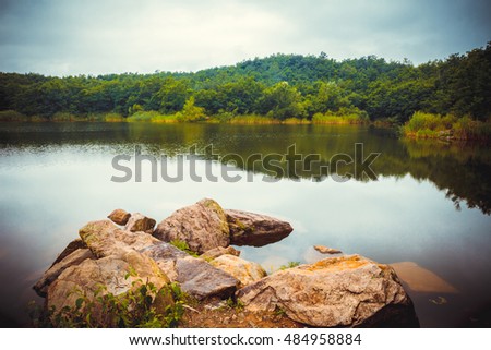 Picture scene on lake