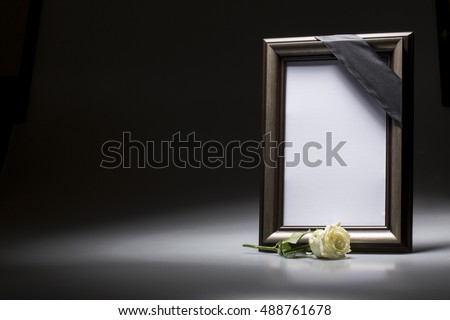 for sympathy card blank mourning frame Royalty-Free Stock Photo #488761678