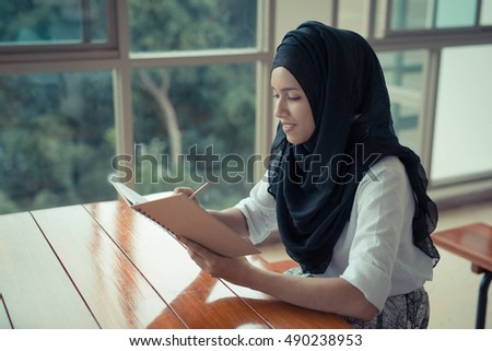 muslim girl student