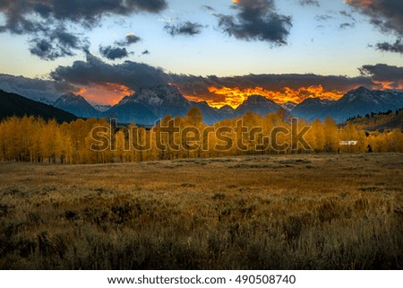 Breathtaking view of Oxbow Bend during sunset in Grand Teton National Park. Landscape photography