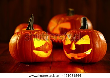 halloween pumpkin and dark background 