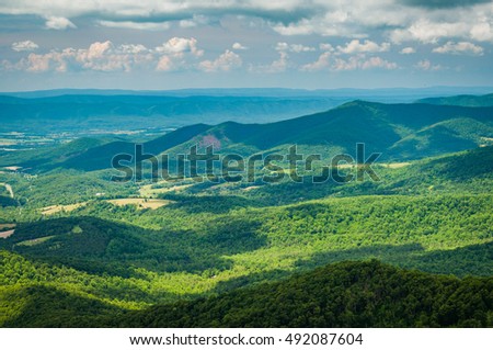 View of the Blue Ridge Mountains from Skyline Drive, in Shenandoah National Park, Virginia.