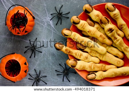 Halloween witch finger cookies for kids, funny recipe for Halloween party