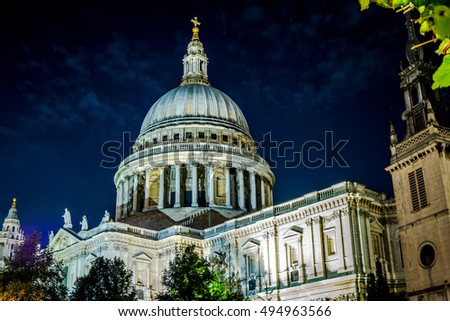 St Pauls Cathedral by night