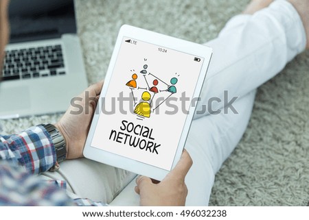 TECHNOLOGY COMMUNICATION SOCIAL NETWORK CONCEPT