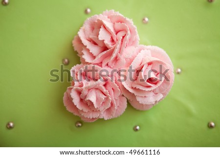 flowers on the top of the cake