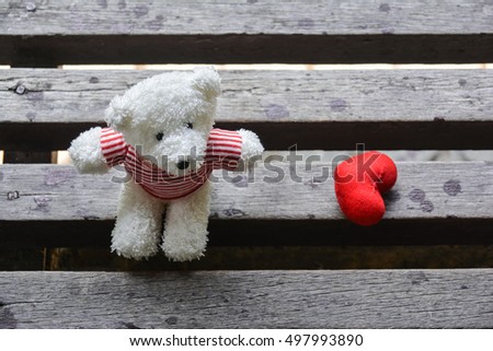 A small teddy bear heart