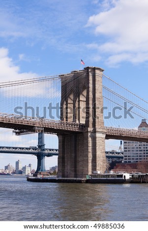 View of Brooklyn bridge and Manhattan