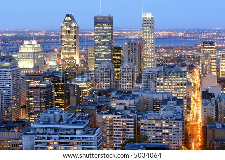 Montreal's downtown by night