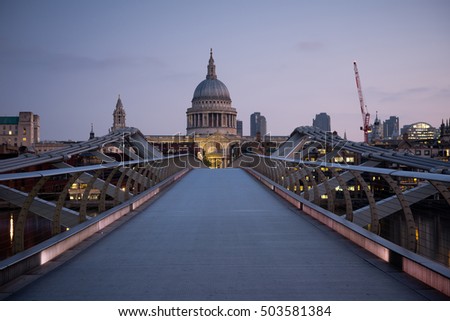 St. Paul's cathedral from the Millenium Bridge,London




