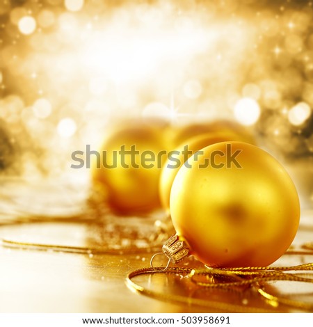 golden christmas balls and light 