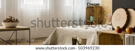 Autumn decor ideas- cosy bedroom ready for autumn