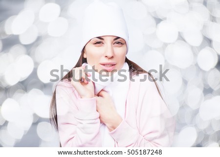 girl in white hat and scarf