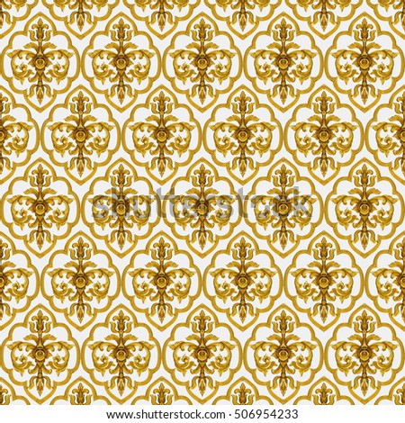 Pattern of gold Stucco flower