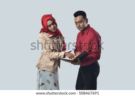 Businessman And Businesswoman Meeting 