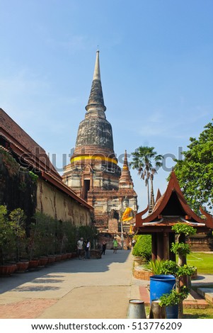Buddha temple tower and Buddha sculpture in Thailand / Buddha temple tower and Buddha sculpture