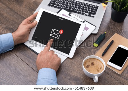 TECHNOLOGY INTERNET E-MAIL BUSINESS CONCEPT