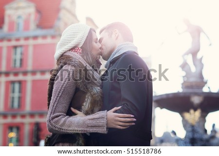 Picture showing young couple kissing in Gdansk 
