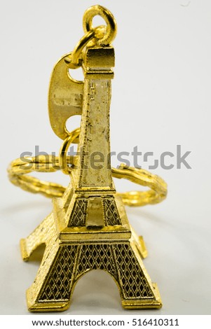 eiffel keychain, golden souvenir