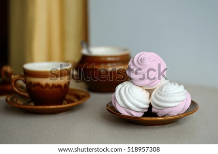 Marshmallow with Cup of Tea or Coffee 