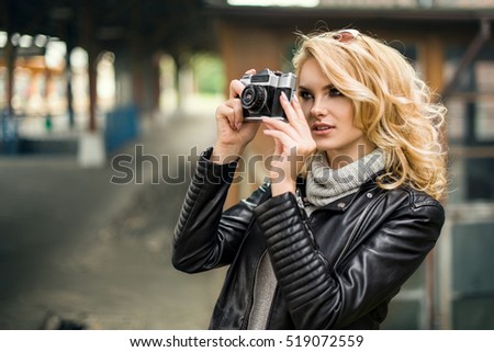 Portrait of women traveler photography hipster lifestyle with camera