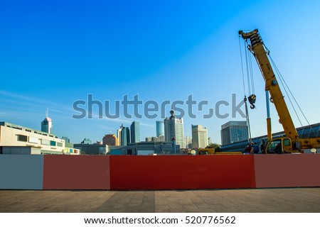 Fences and construction sites,