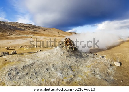 Namafjall Hverir sulphur mud hot pots on iceland