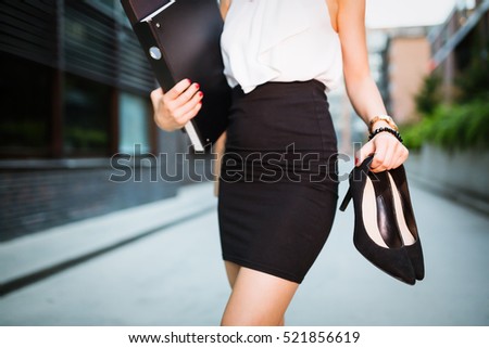 Woman finished working, no overtime  concept Royalty-Free Stock Photo #521856619
