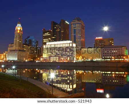 Columbus city skyline at night.