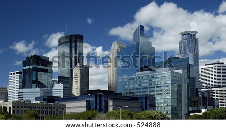  Minneapolis city skyline