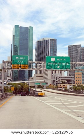Skyline Miami Royalty-Free Stock Photo #525129955
