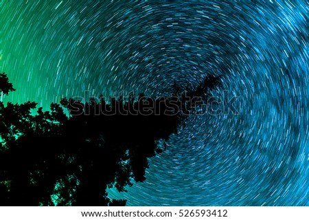 Ink blot universe
single 15 minute exposure with star trails, aurora, milky way, pine tree
Ochoco National Forest, Oregon