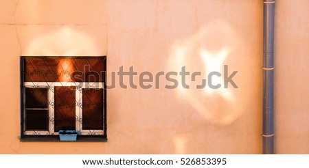 Sunlight on the wall