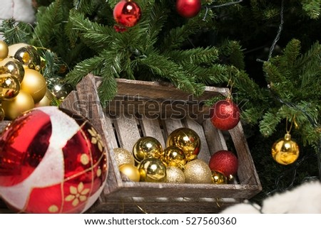 Christmas balls in the box