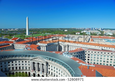 Washington DC aerial view with Washington monument and historical architecture.