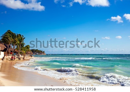 Playa del Carmen, Mexico Royalty-Free Stock Photo #528411958