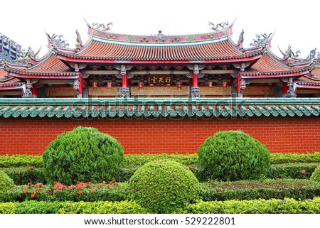 White sky of Hsing Tian Kong (Xingtian Temple) in Taipei, Taiwan