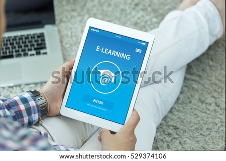 E-LEARNING CONCEPT ON SCREEN