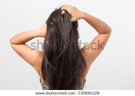 Women itching scalp ,itchy his hair