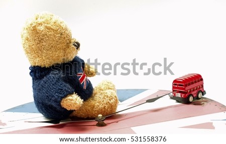 Bear with London double desk bus , idea for London traveller.