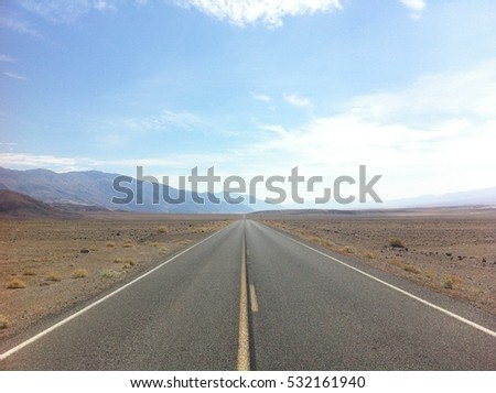 Road-trip in the desert