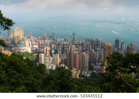 The harmony between city and nature in Hong Kong