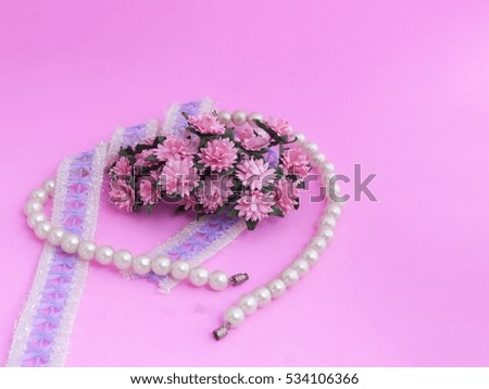 Pearl Bracelet, Lace and Pink Daisy