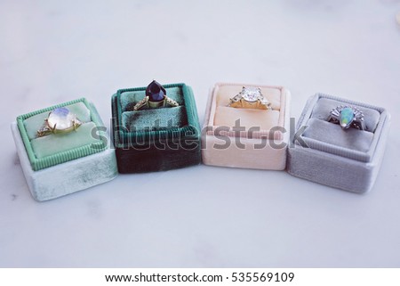 Four Rings in Boxes